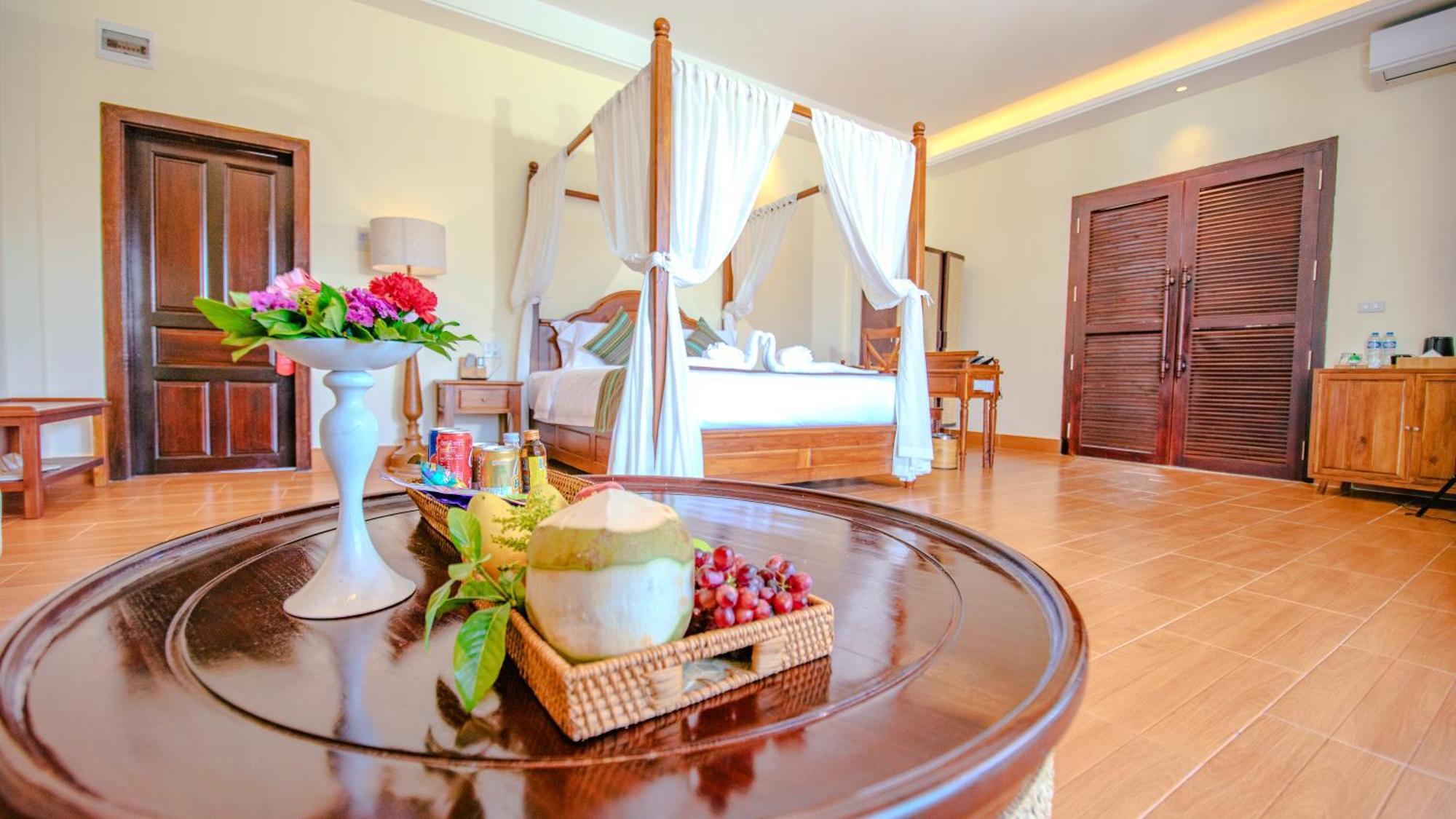 Relaxful Hotel泊岸酒店 루앙프라방 외부 사진